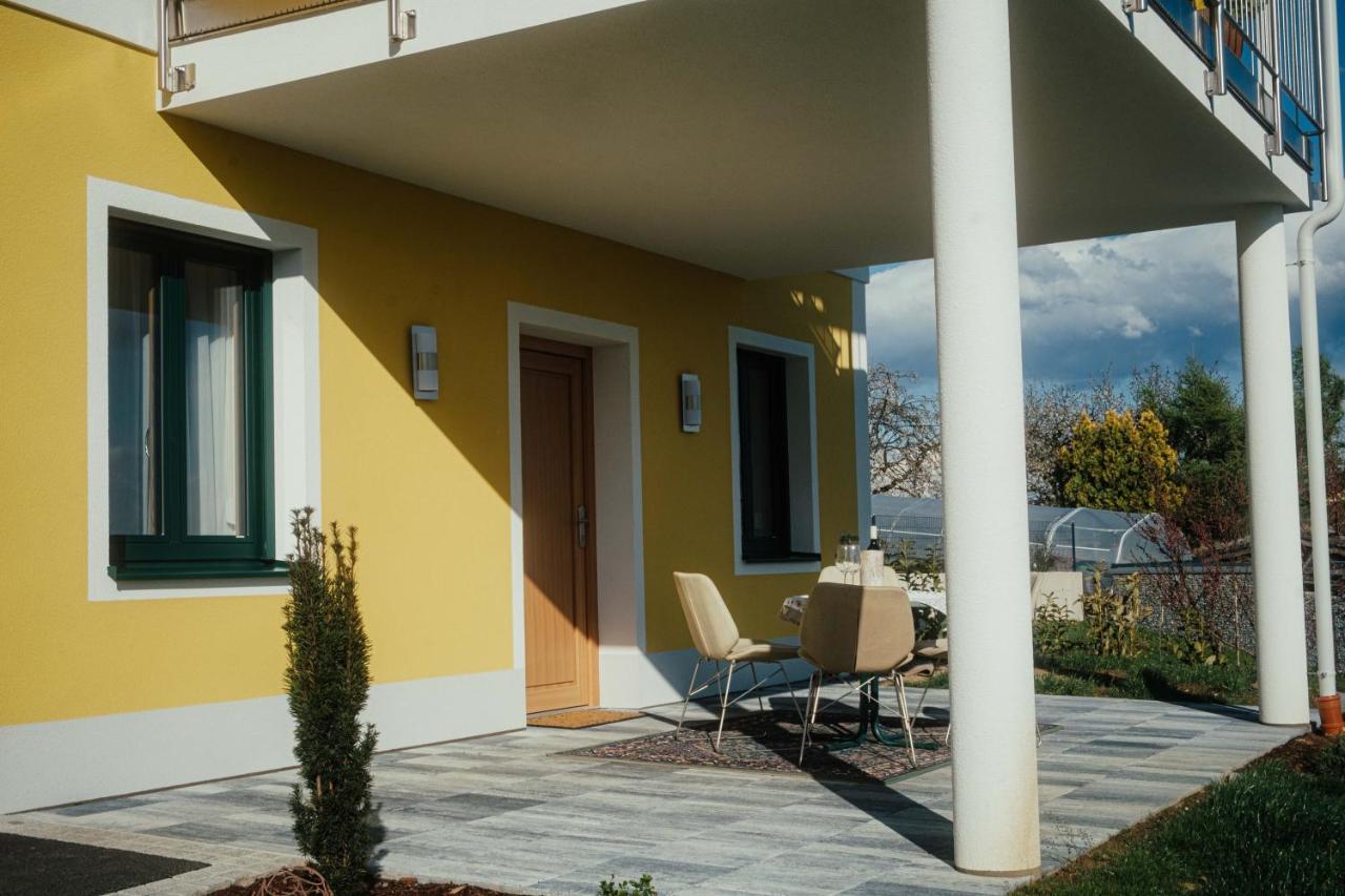 Gaestehaus Jeindl Hartmannsdorf ภายนอก รูปภาพ